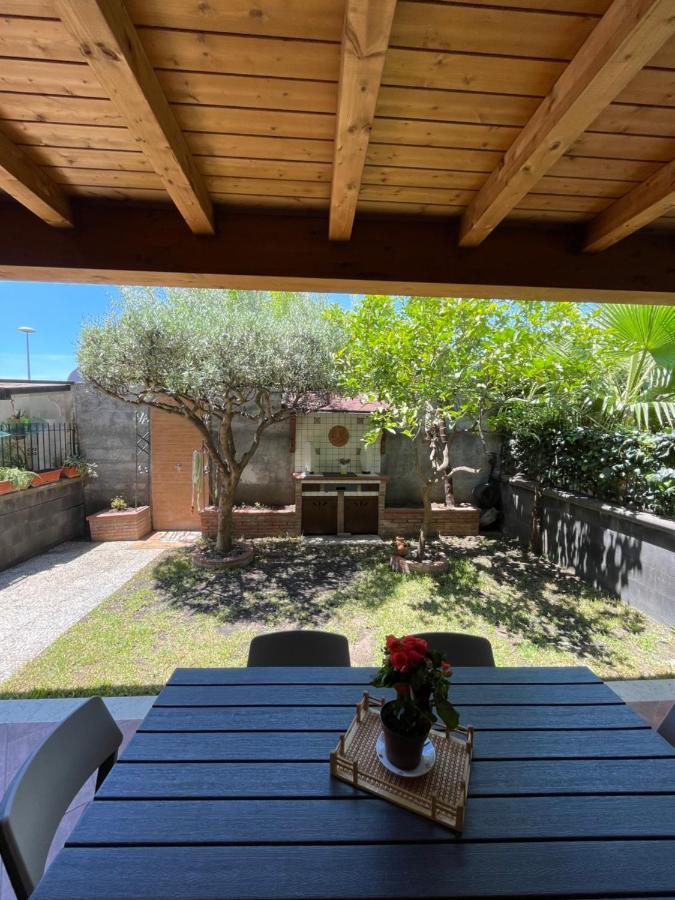Villetta Climene Apartment Giardini-Naxos Buitenkant foto