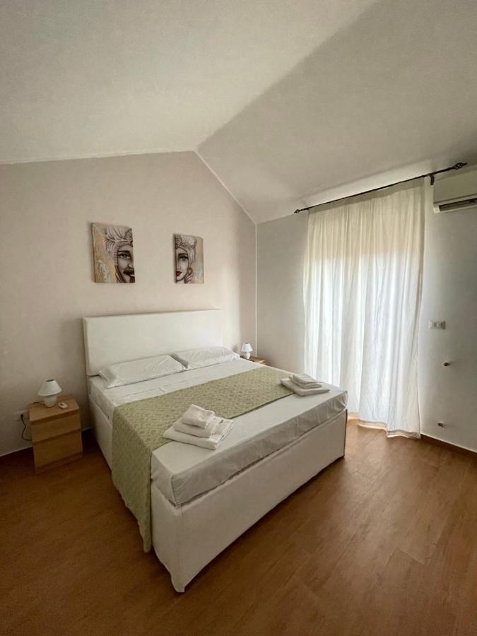 Villetta Climene Apartment Giardini-Naxos Buitenkant foto