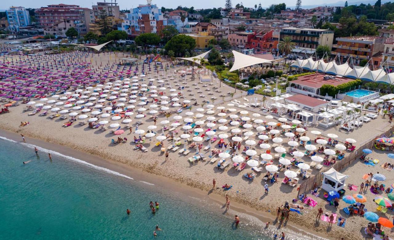 Villetta Climene Apartment Giardini-Naxos Buitenkant foto